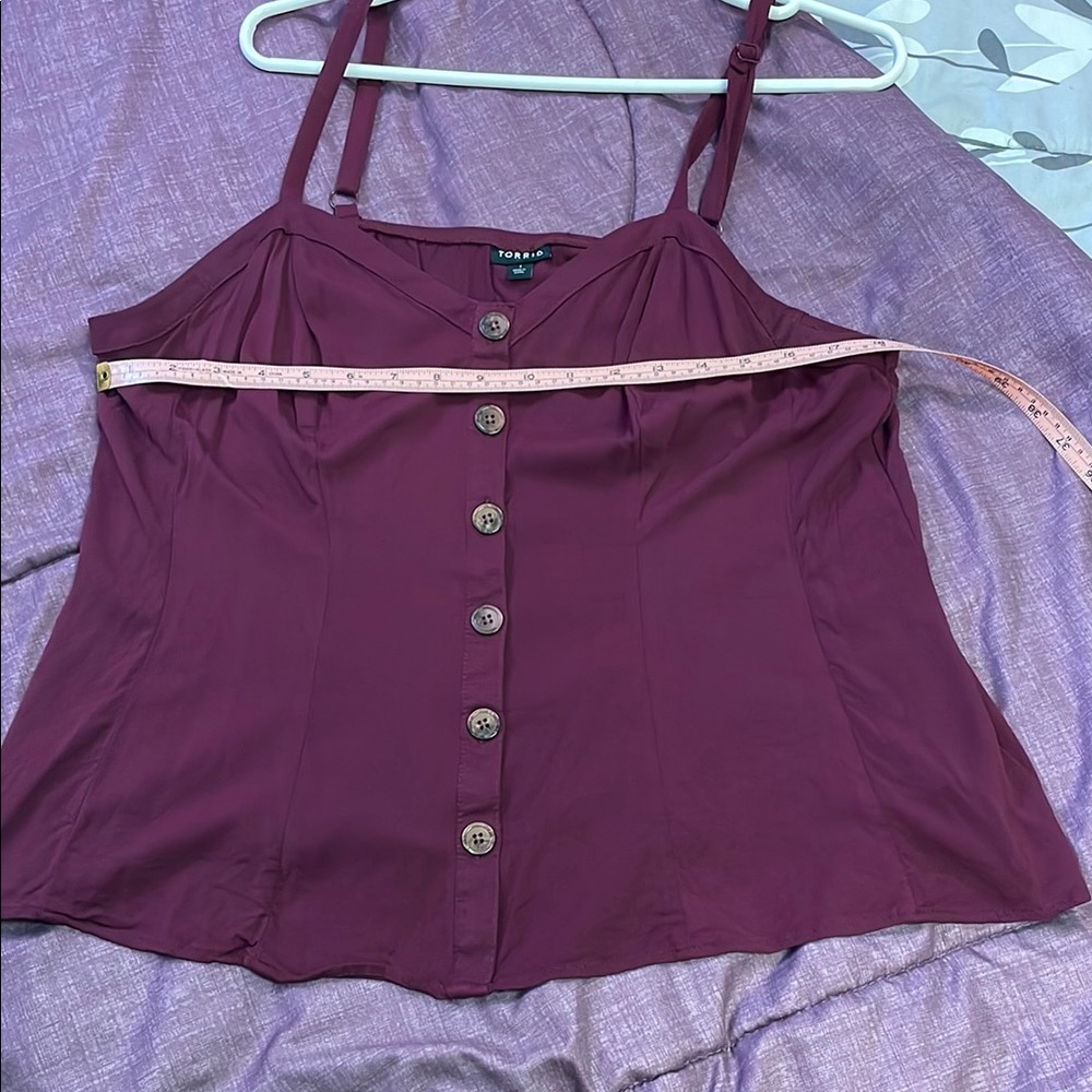 Women's Purple Top by Torrid